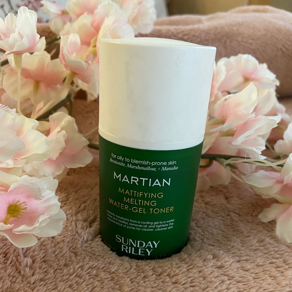 Sunday Riley Martian Mattifying Melting Water Gel toner
